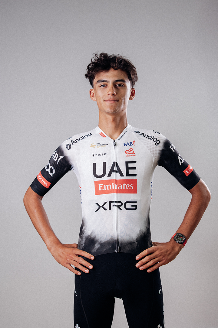 Isaac del Toro debuta en el Giro de Italia 2025