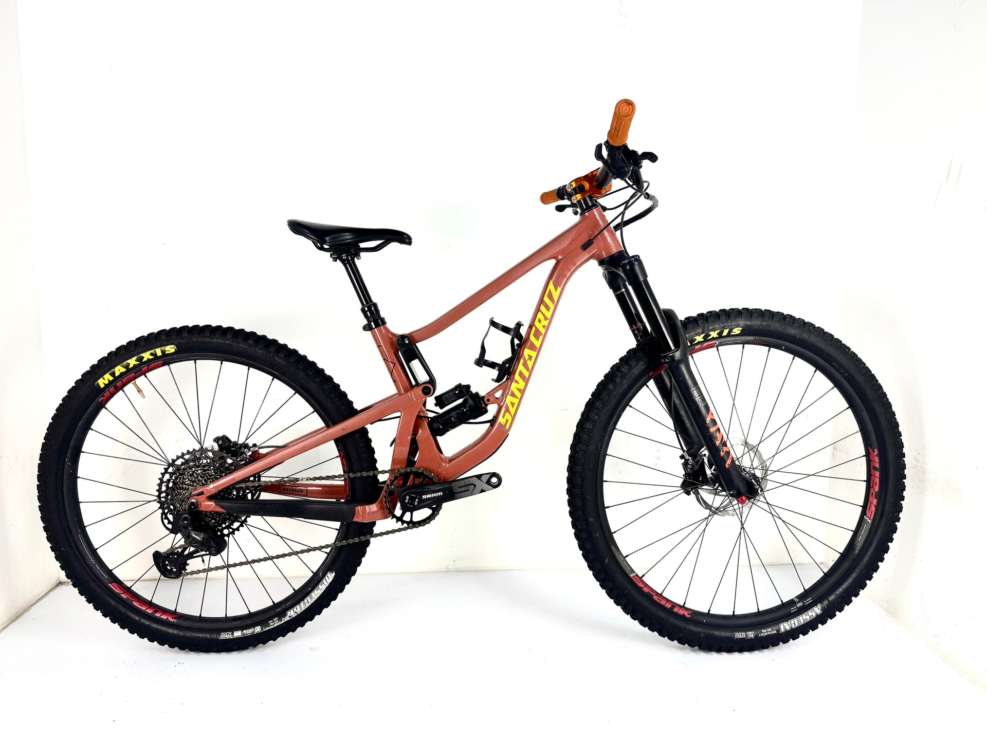 Santa Cruz Bronson R 2021 Talla S – Velominata